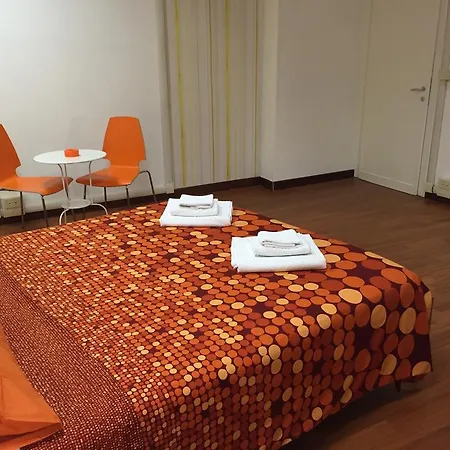 153 Bed & Breakfast Rome
